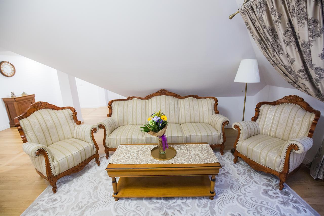 Hôtel Conacul Dante à Pianu de Jos Extérieur photo