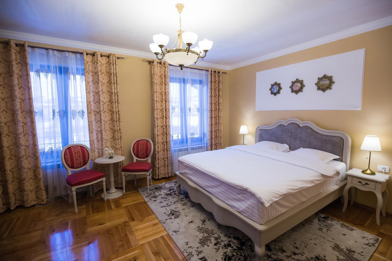 Hôtel Conacul Dante à Pianu de Jos Extérieur photo