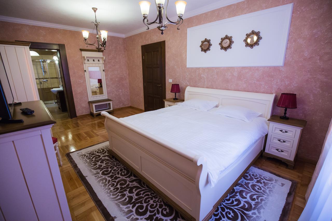 Hôtel Conacul Dante à Pianu de Jos Extérieur photo